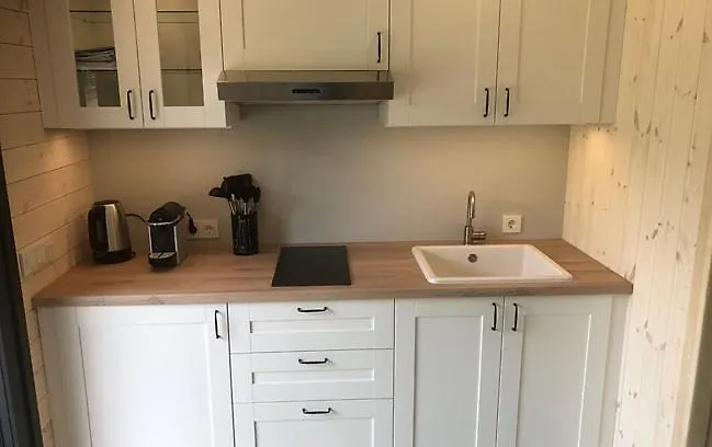 Tinyhouse Mit Terrasse Und Garten Dom wakacyjny